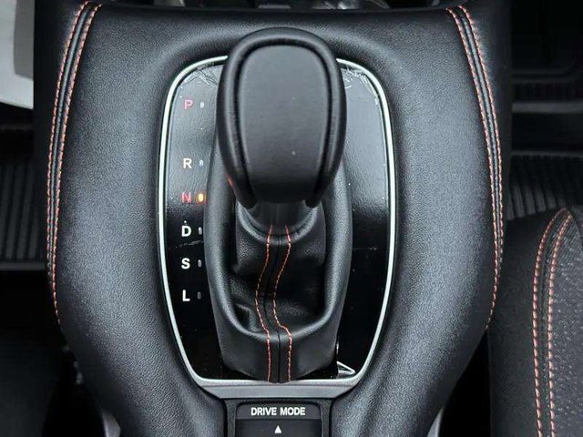 Certified 2025 Honda HR-V Sport image 23