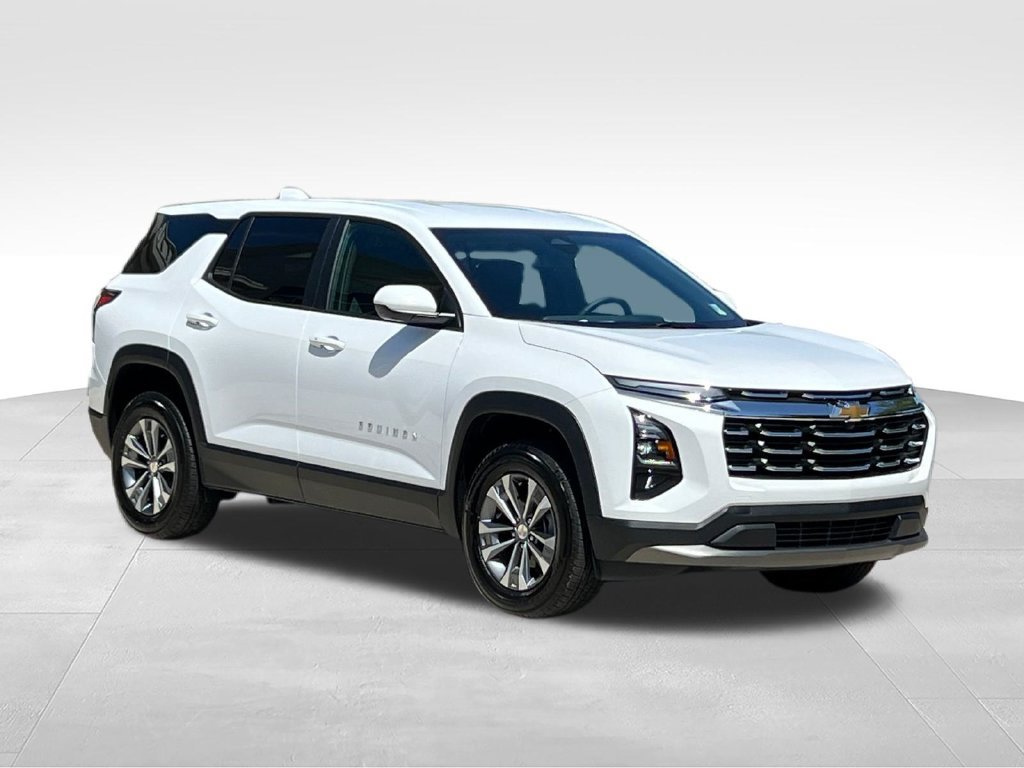 New 2026 Chevrolet Equinox LT FWD image 3