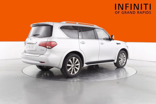 Used 2017 INFINITI QX80 4WD image 3