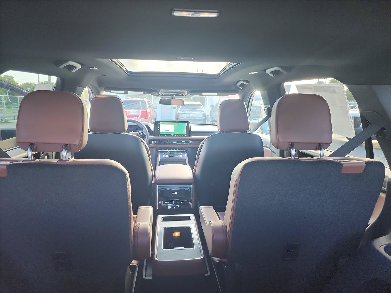New 2027 Lincoln Aviator Reserve w/ Jet Appearance Package RWD image 21