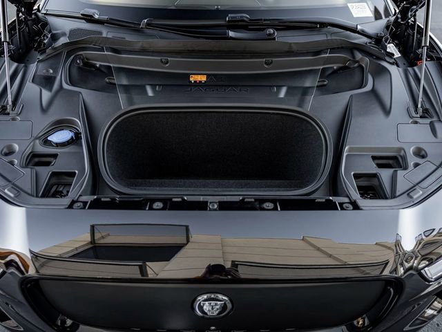 New 2024 Jaguar I-PACE R-Dynamic HSE image 31