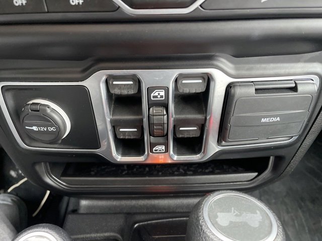 Used 2020 Jeep Wrangler Unlimited Sport S image 26