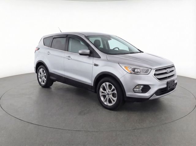 Used 2017 Ford Escape SE image 15