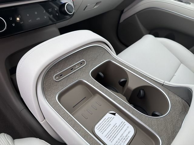New 2026 Hyundai Palisade Limited image 32