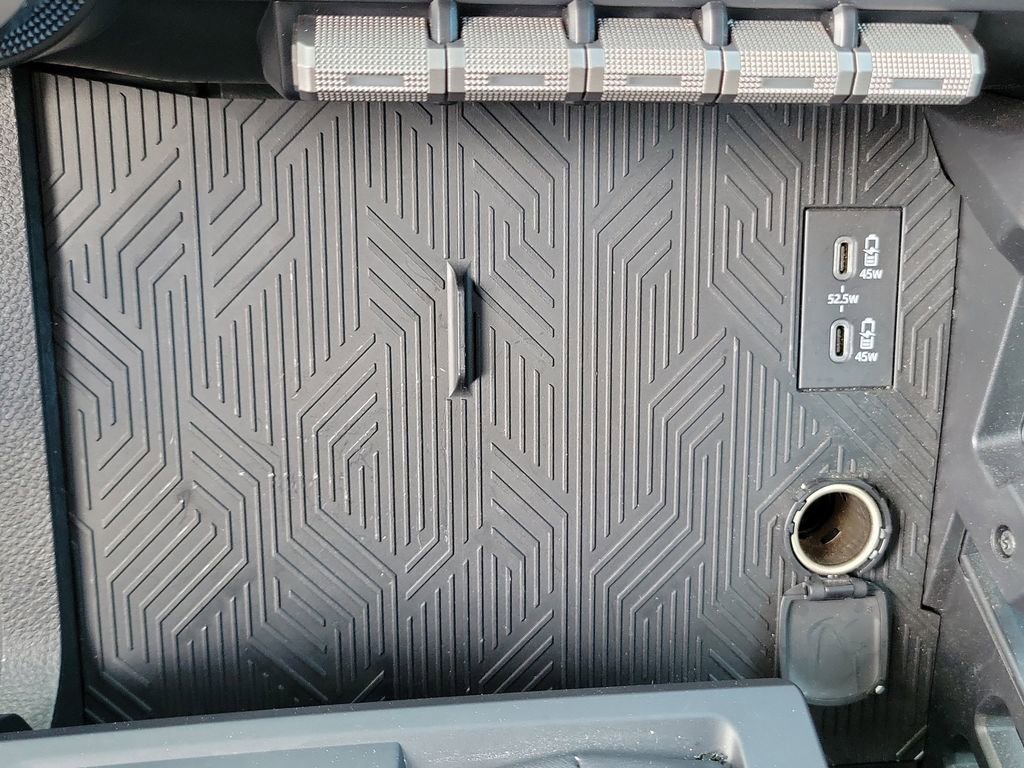 Used 2024 Toyota Tacoma SR5 image 31