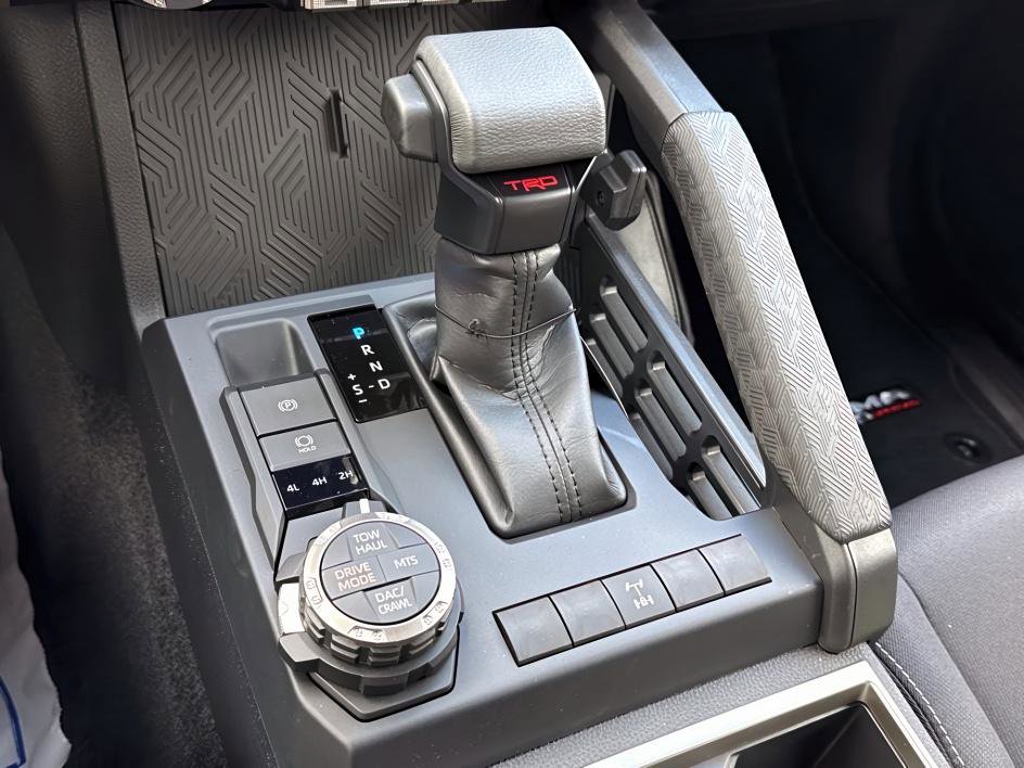 New 2025 Toyota Tacoma TRD Off-Road image 12