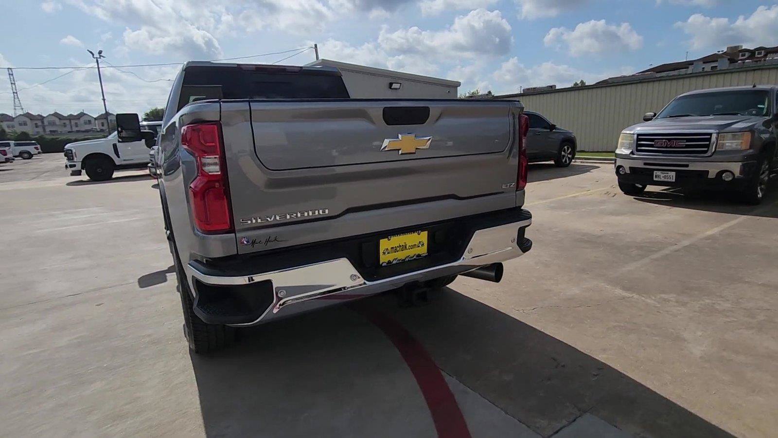 Certified 2024 Chevrolet Silverado 2500 LTZ w/ LTZ Premium Package AWD/4WD image 7