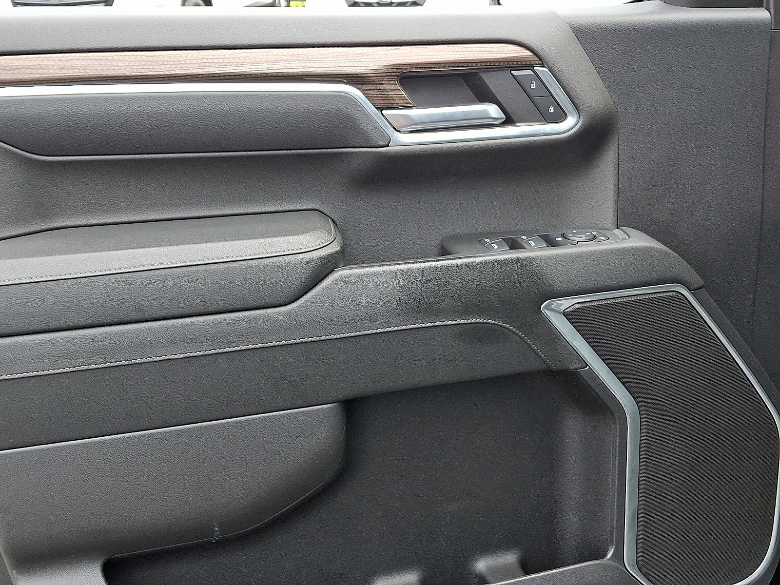 Certified 2024 Chevrolet Silverado 1500 LT image 12