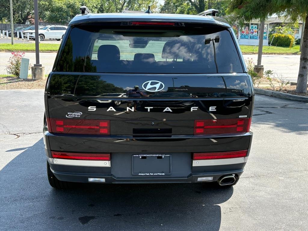 Certified 2024 Hyundai Santa Fe Limited AWD/4WD image 4