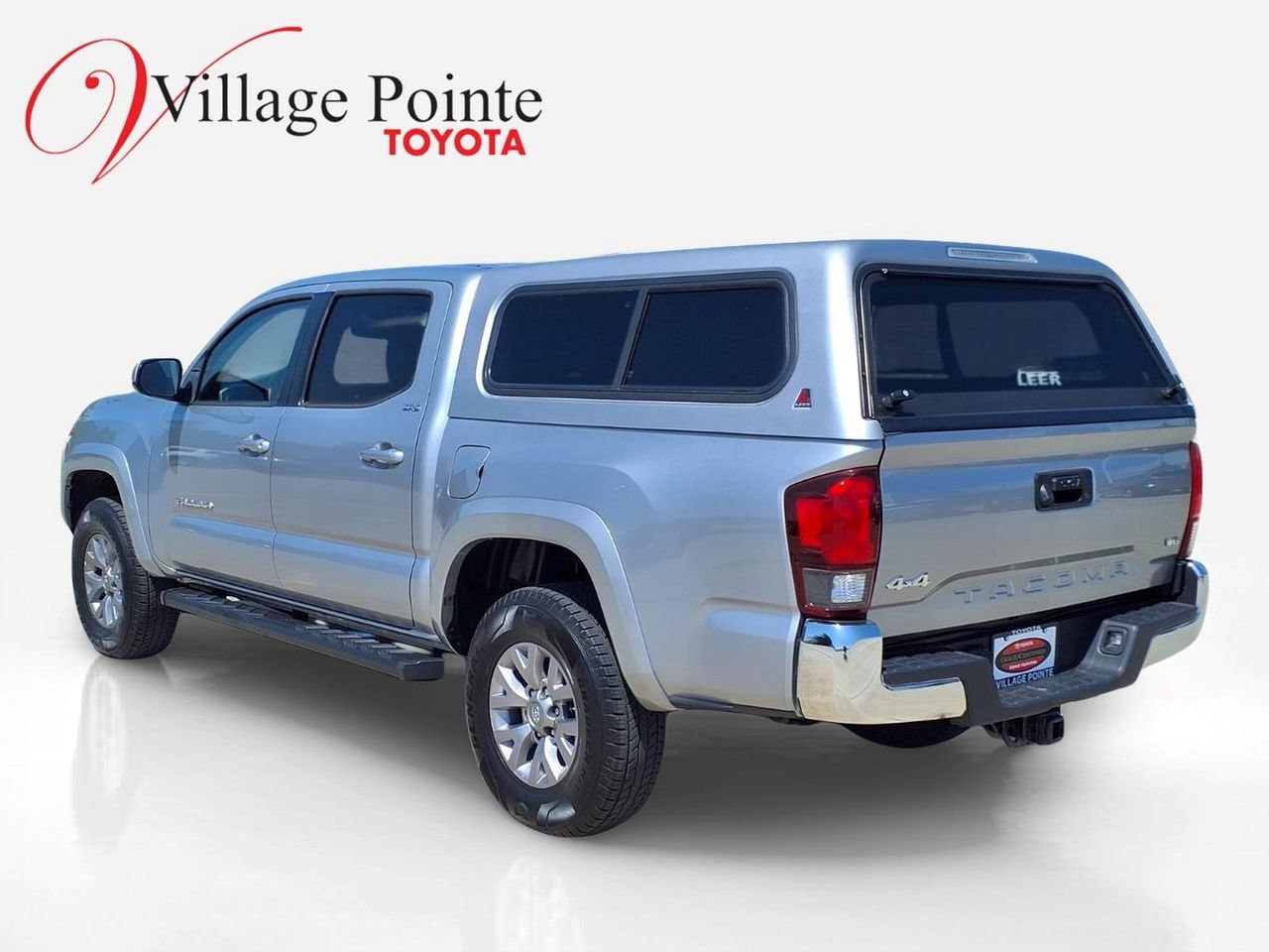Certified 2019 Toyota Tacoma SR5 AWD/4WD image 3
