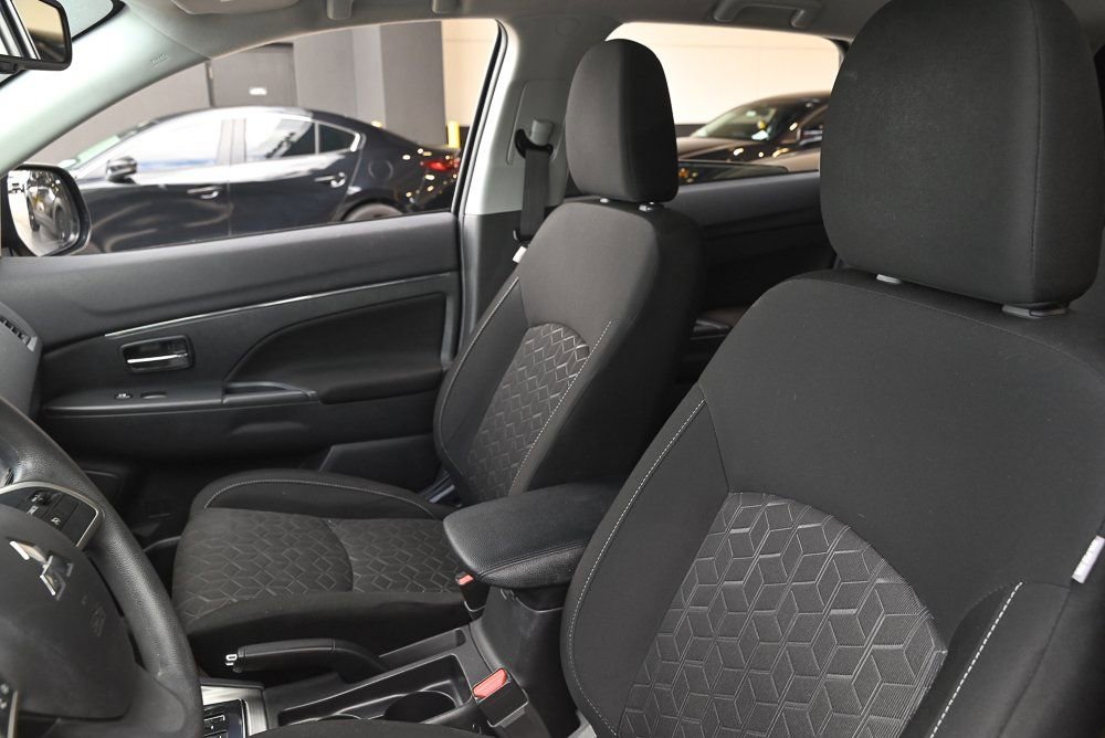 Used 2022 Mitsubishi Outlander Sport ES image 13