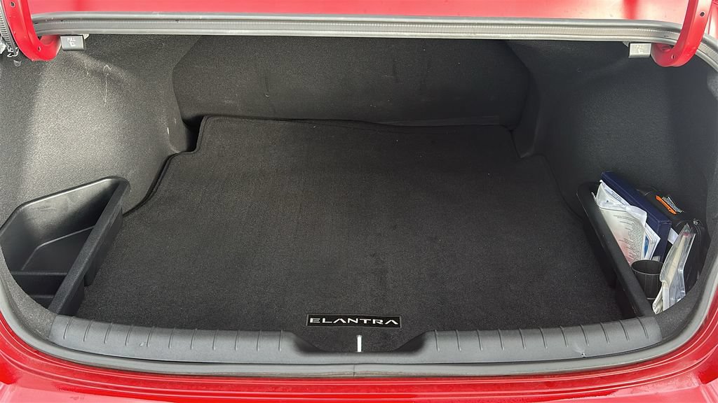Certified 2024 Hyundai Elantra SEL FWD image 33