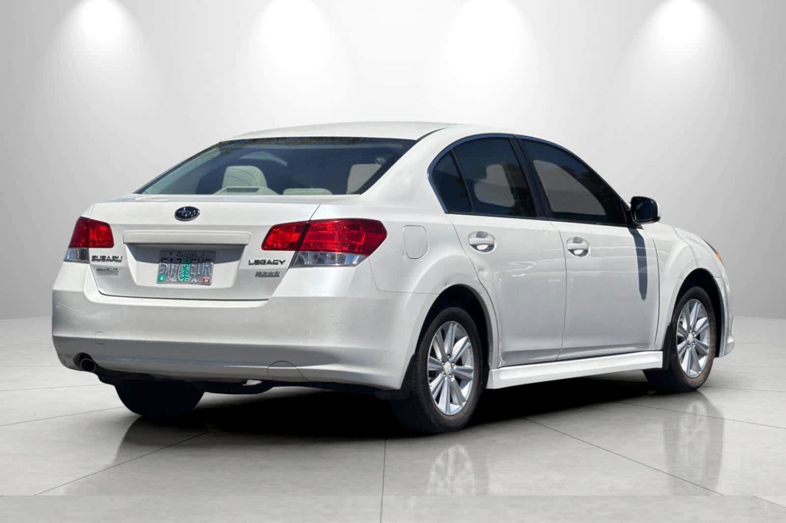 Used 2010 Subaru Legacy 2.5i Premium AWD/4WD video 2
