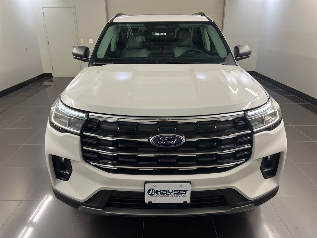 New 2026 Ford Explorer Active w/ Active Comfort Package image 2