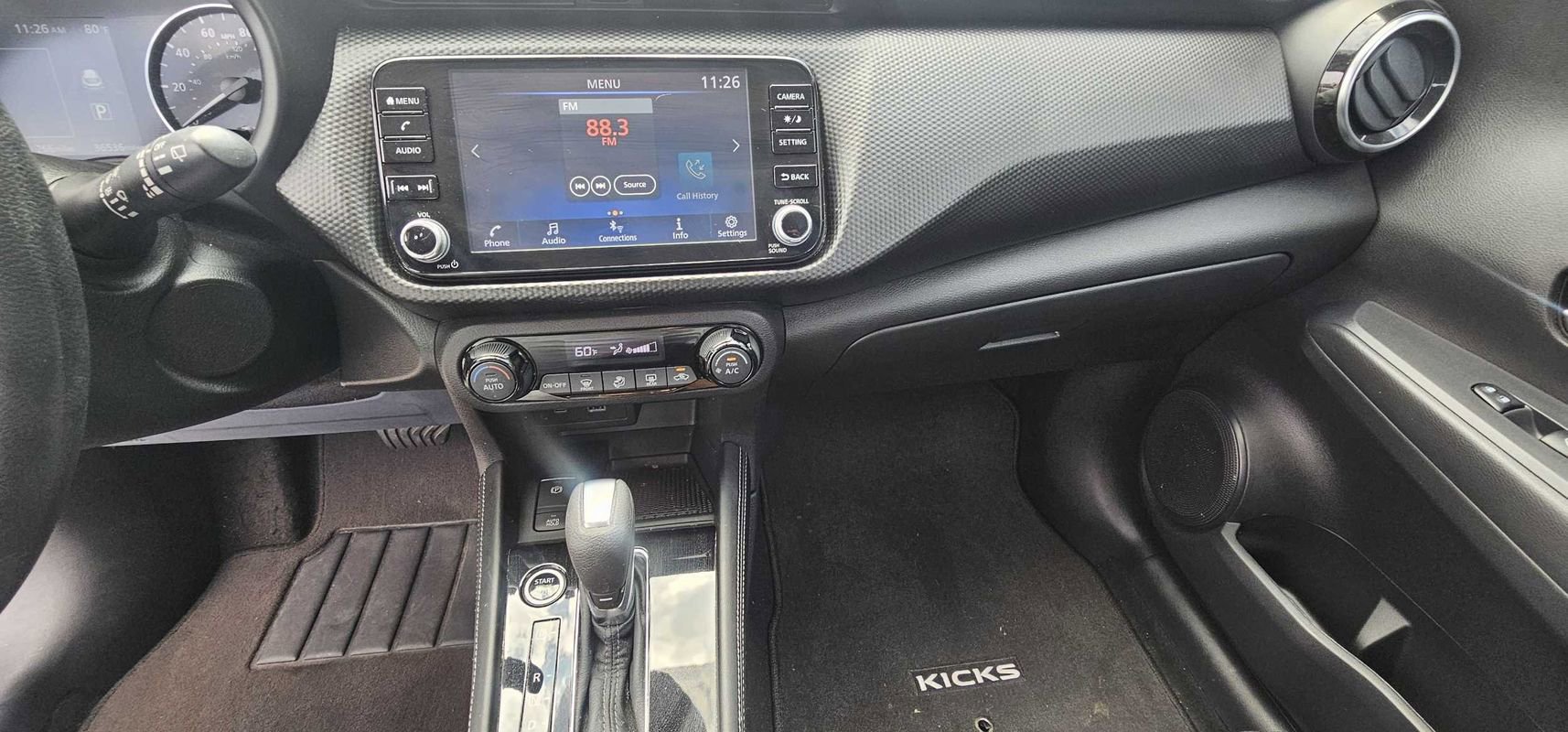 Used 2022 Nissan Kicks SV FWD image 11