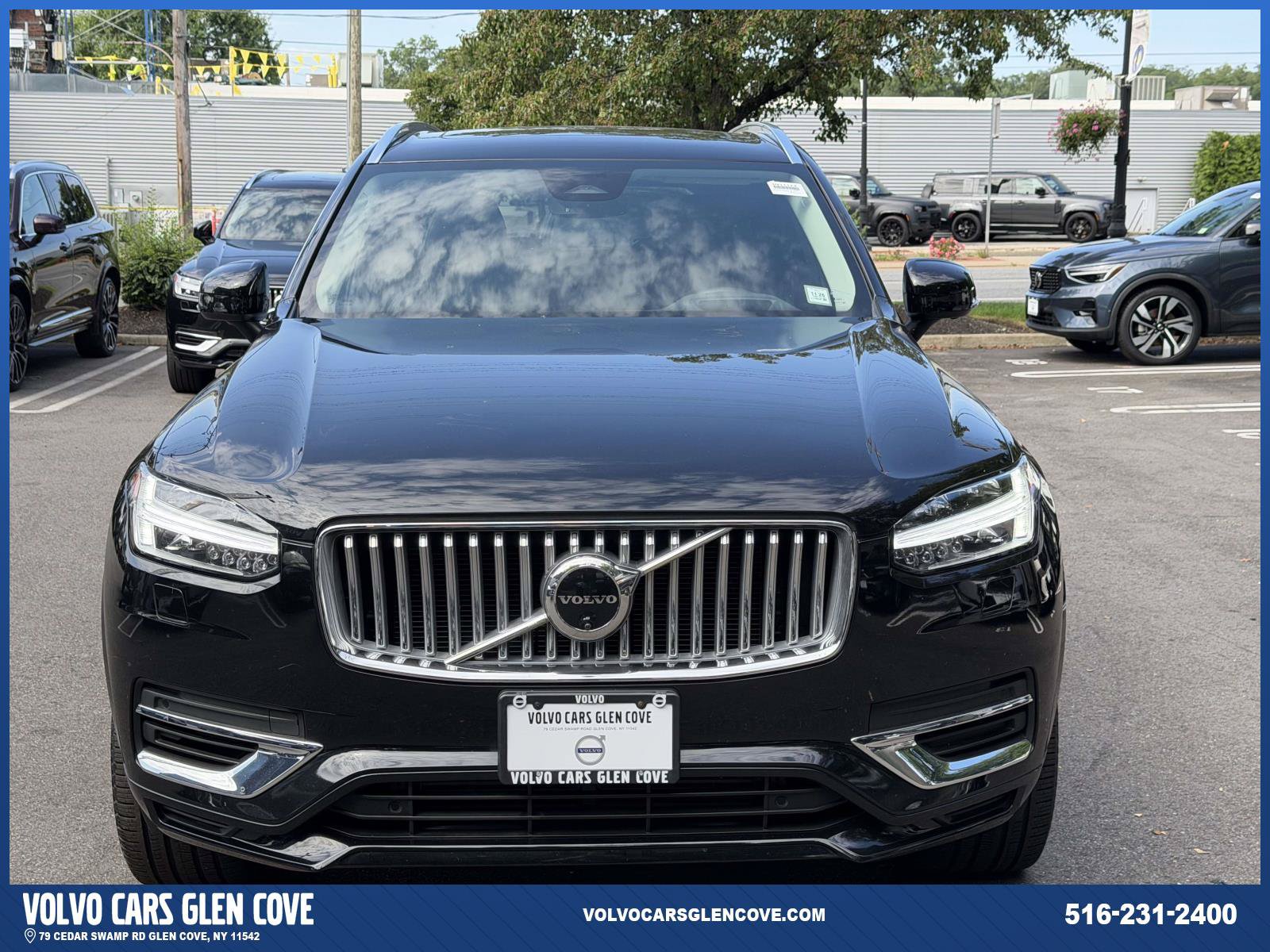 Used 2025 Volvo XC90 T8 Ultra w/ Protection Package Premier AWD/4WD image 8