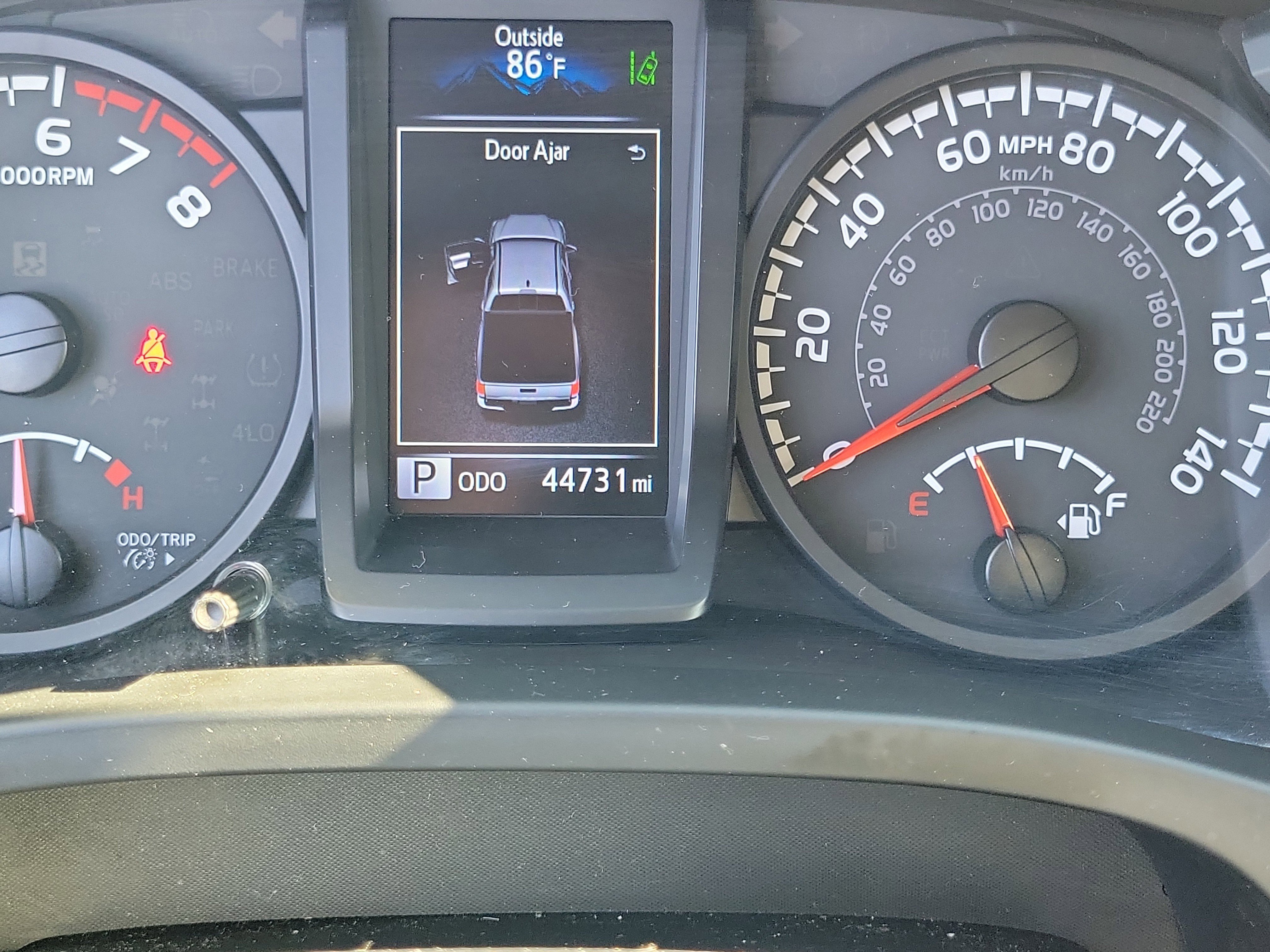 Used 2023 Toyota Tacoma SR AWD/4WD image 25