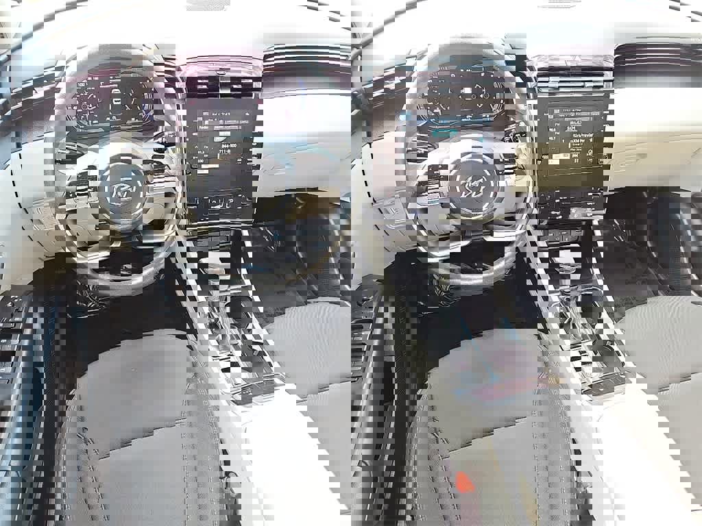 Used 2024 Hyundai Tucson SEL image 11