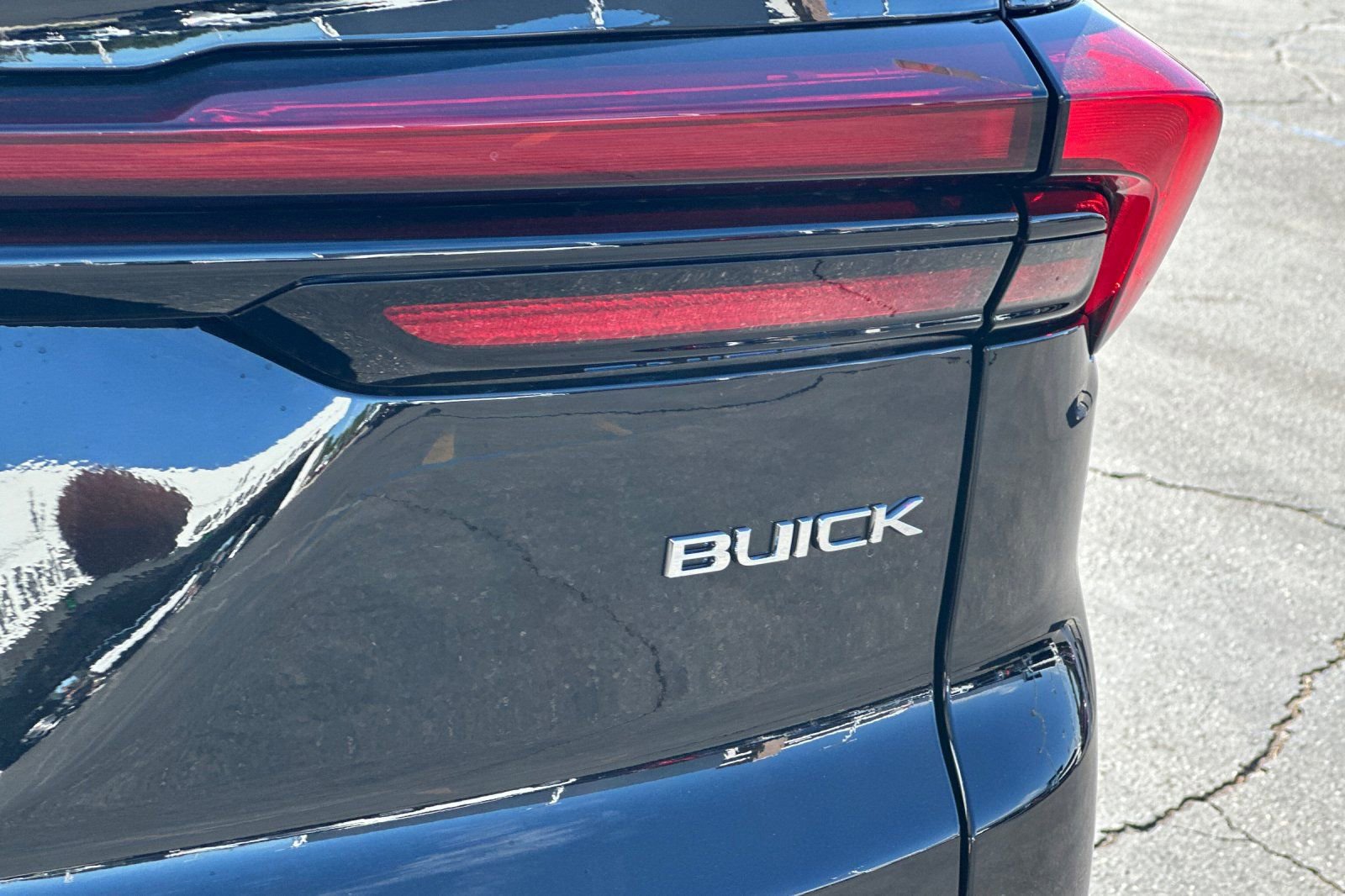 New 2026 Buick Enclave Sport Touring w/ Power Package FWD image 7