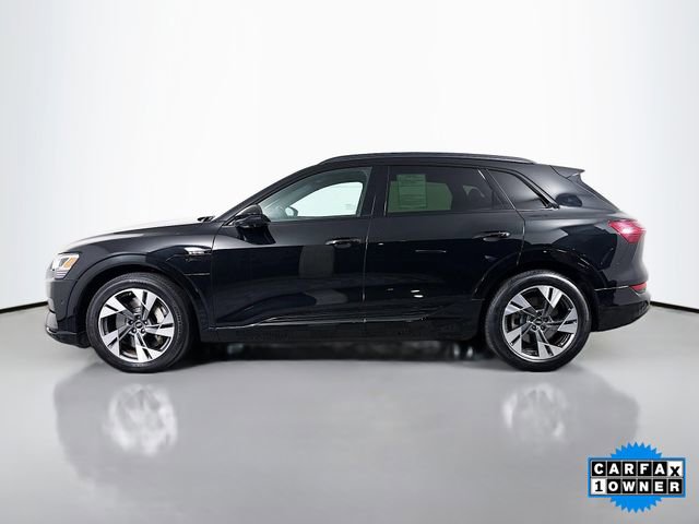 Used 2022 Audi e-tron Premium w/ Convenience Plus Package image 4
