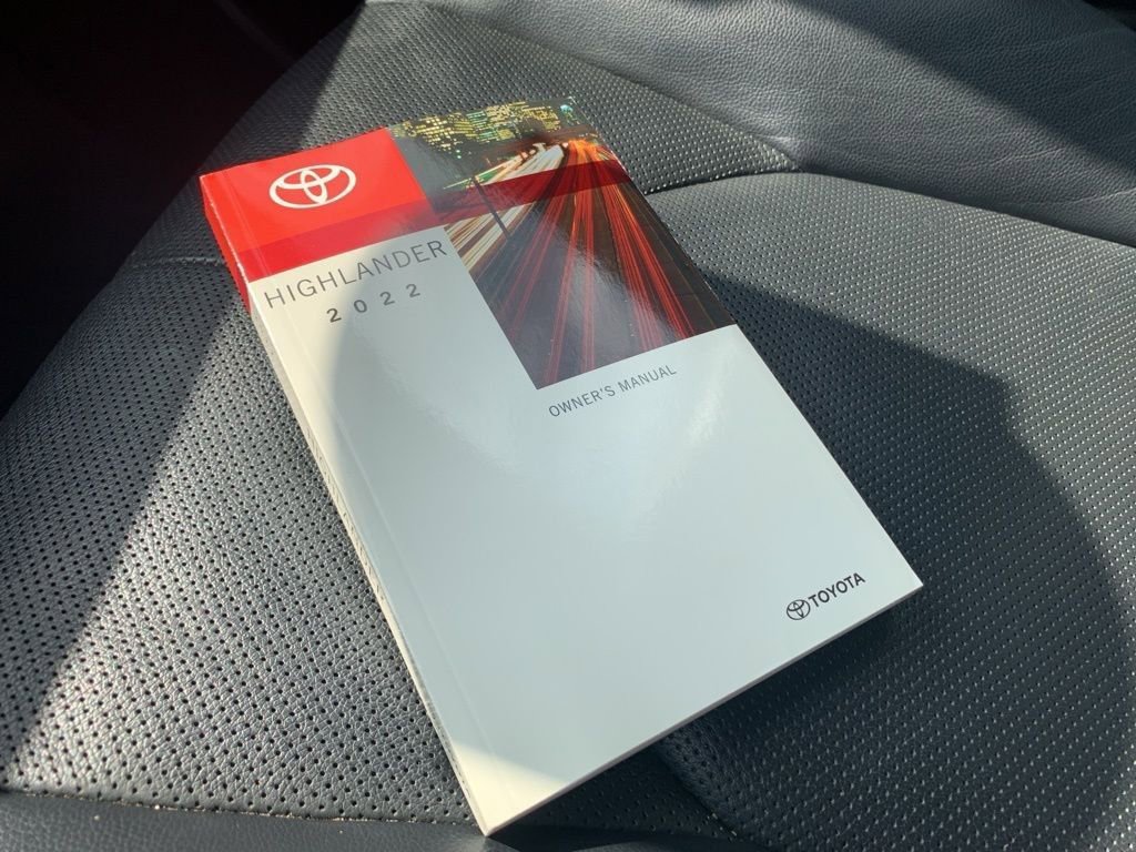 Used 2022 Toyota Highlander Limited image 33