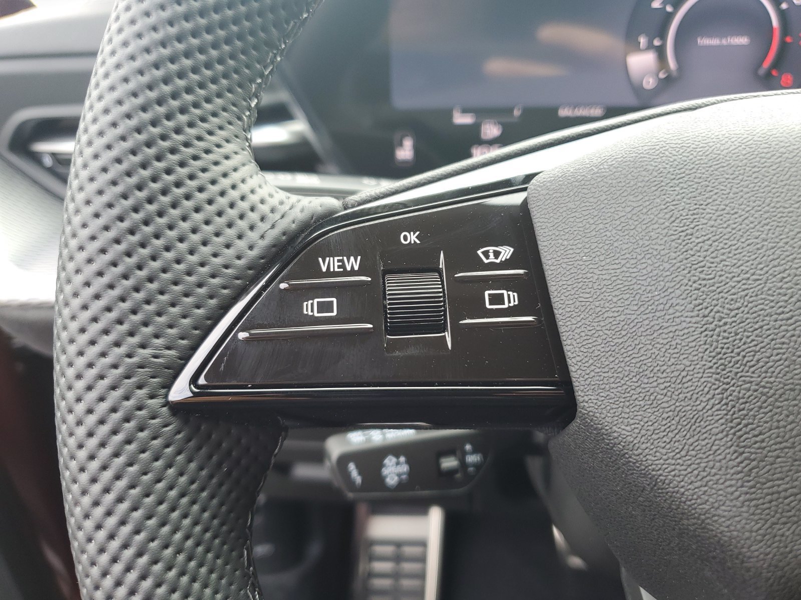 New 2026 Audi SQ5 Prestige AWD/4WD image 29
