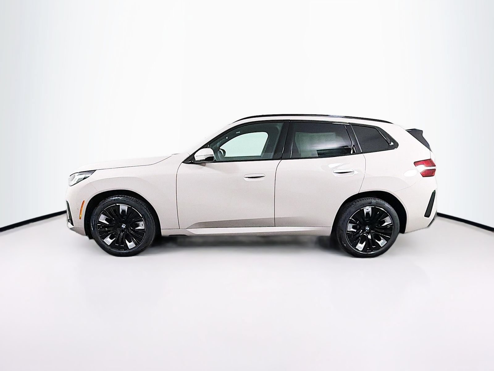 New 2026 BMW X3 xDrive30i w/ Premium Package AWD/4WD image 4