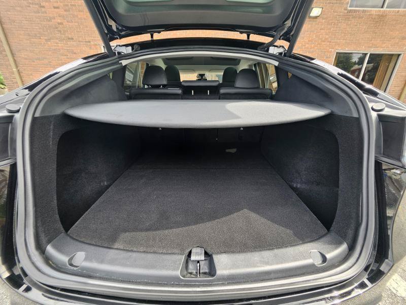 Used 2024 Tesla Model Y Long Range AWD/4WD image 69