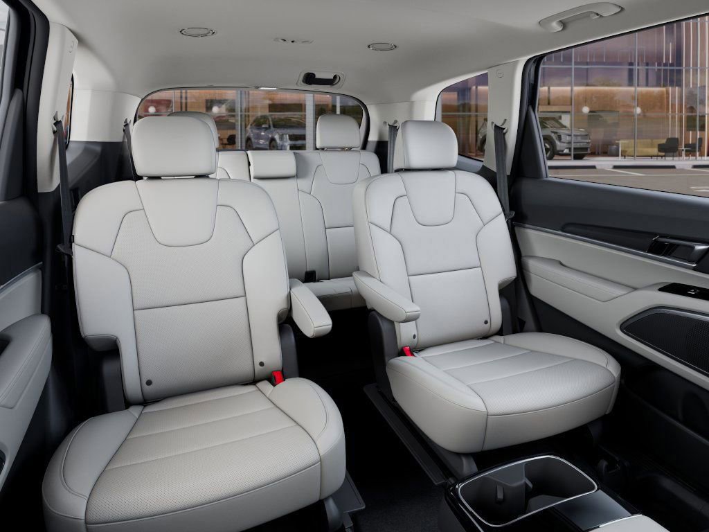 New 2025 Kia Telluride S image 19