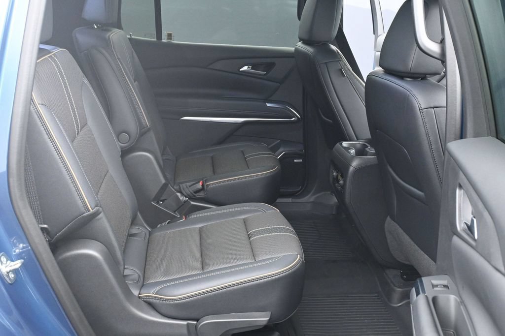 Used 2026 Chevrolet Traverse High Country AWD/4WD image 12