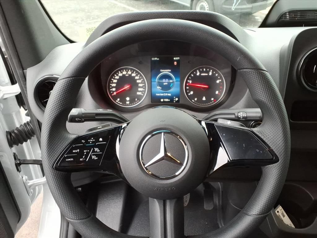 Used 2026 Mercedes-Benz Sprinter 2500 image 18