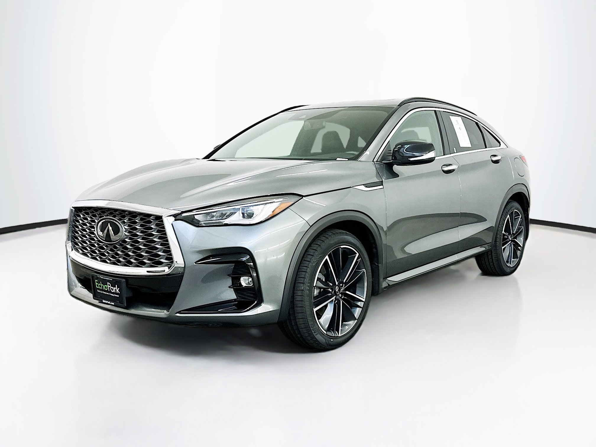 Used 2023 INFINITI QX55 Luxe w/ Cargo Package AWD/4WD image 3