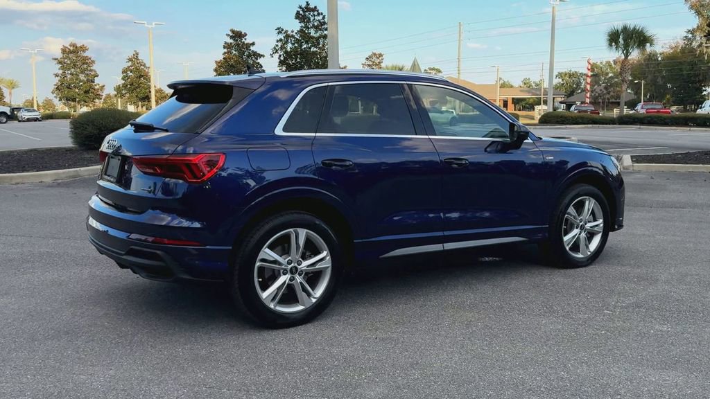 Used 2023 Audi Q3 2.0T Premium Plus image 8