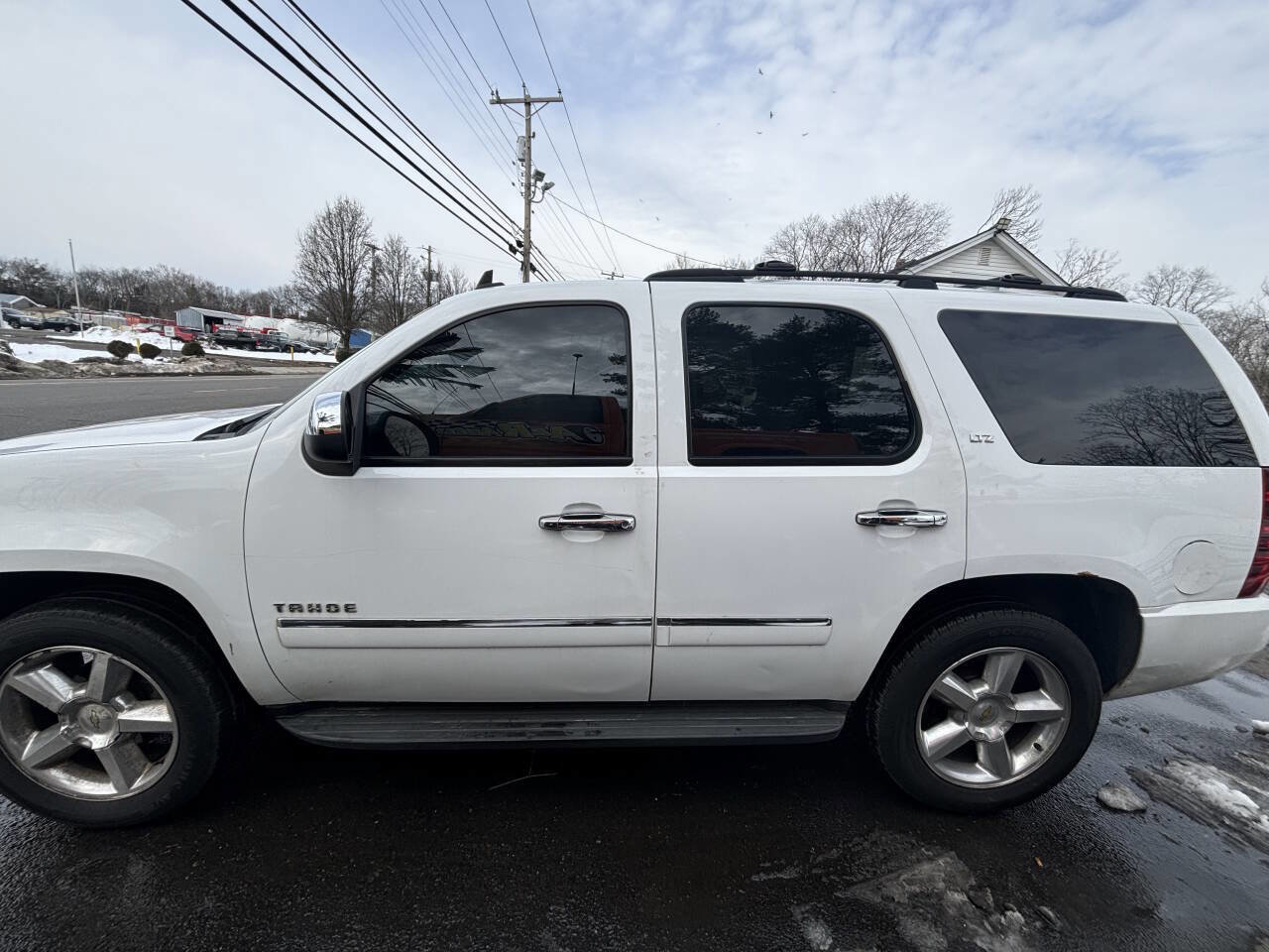 Used 2010 Chevrolet Tahoe LTZ image 8