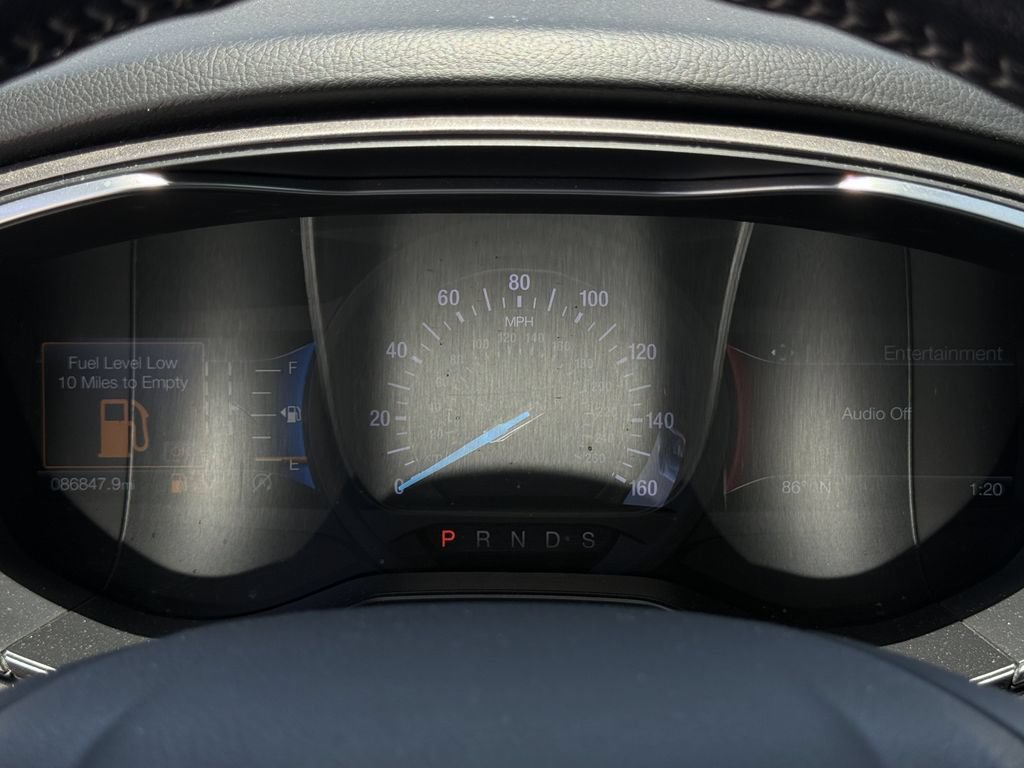Used 2019 Ford Fusion SE w/ Equipment Group 151A FWD image 14