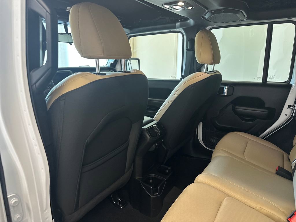 Used 2021 Jeep Wrangler Unlimited Sport image 14