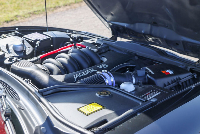 Used 1998 Jaguar XK8 Coupe image 16