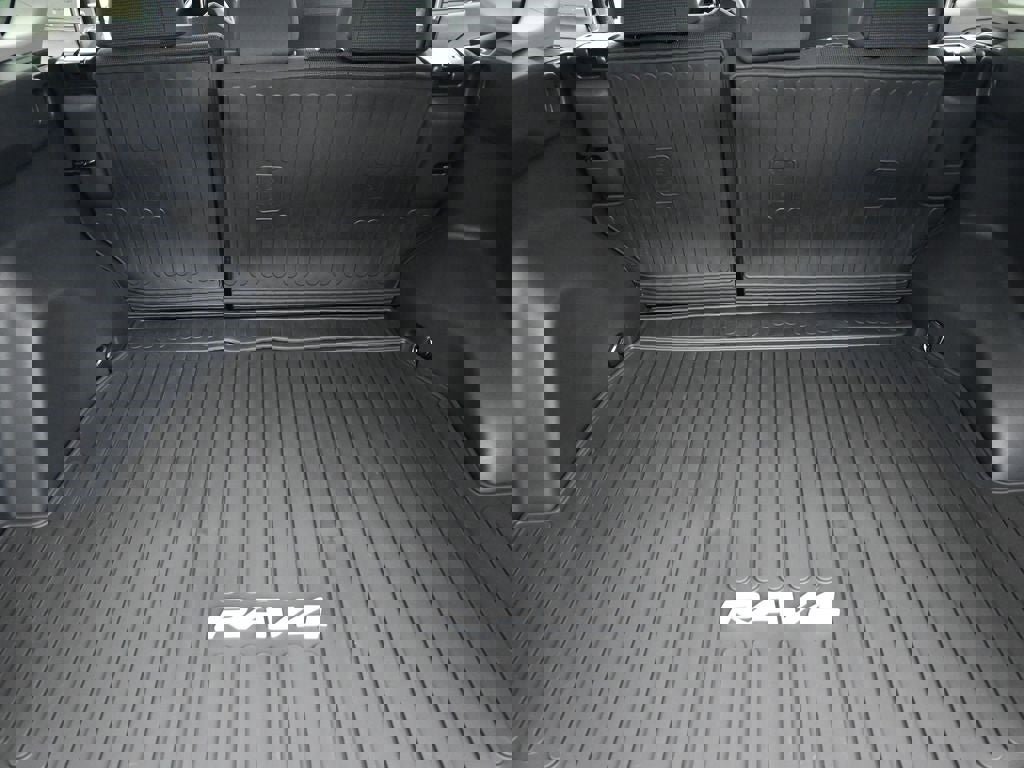 New 2025 Toyota RAV4 LE image 16