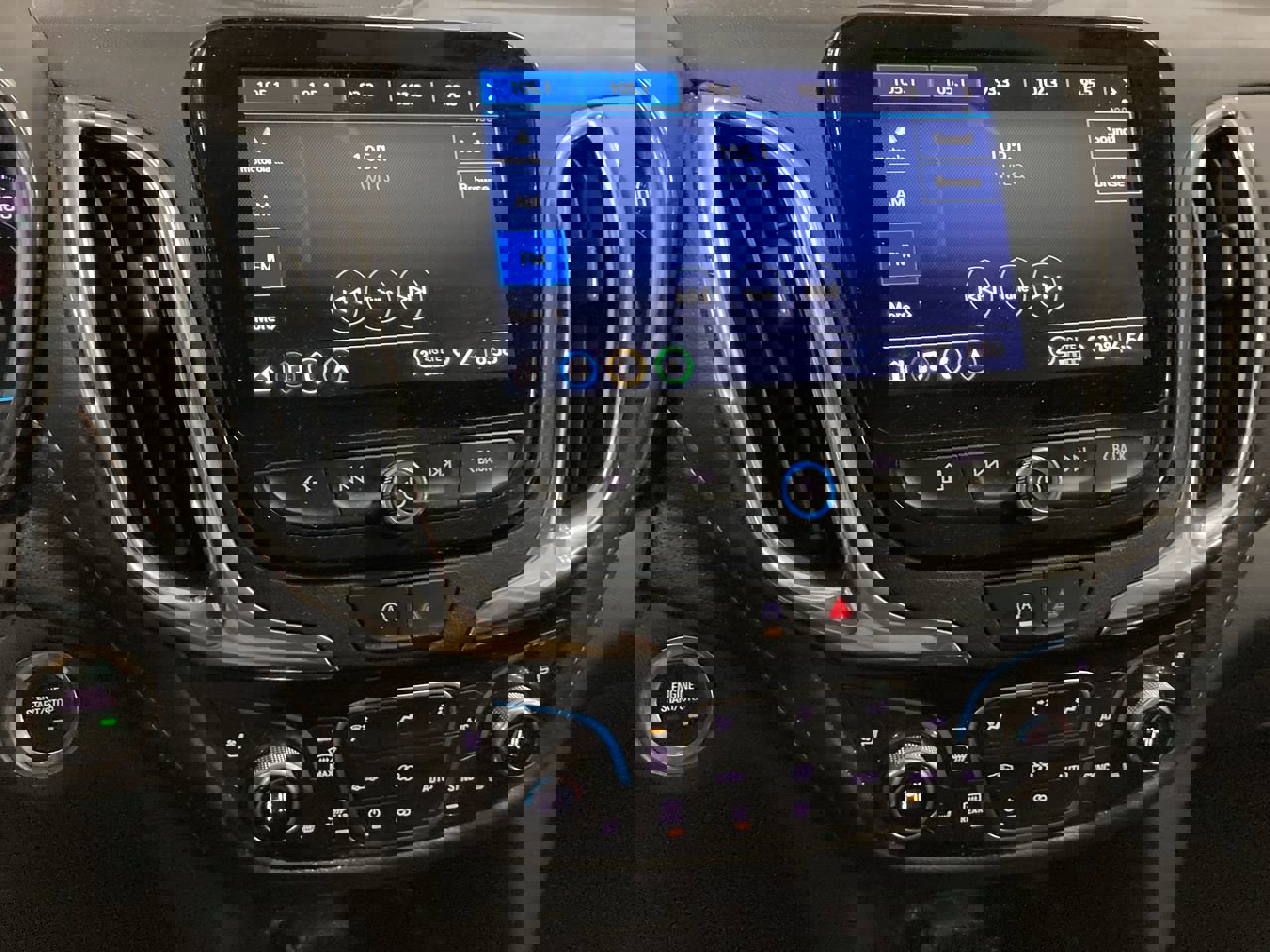 Used 2022 Chevrolet Equinox Premier image 13