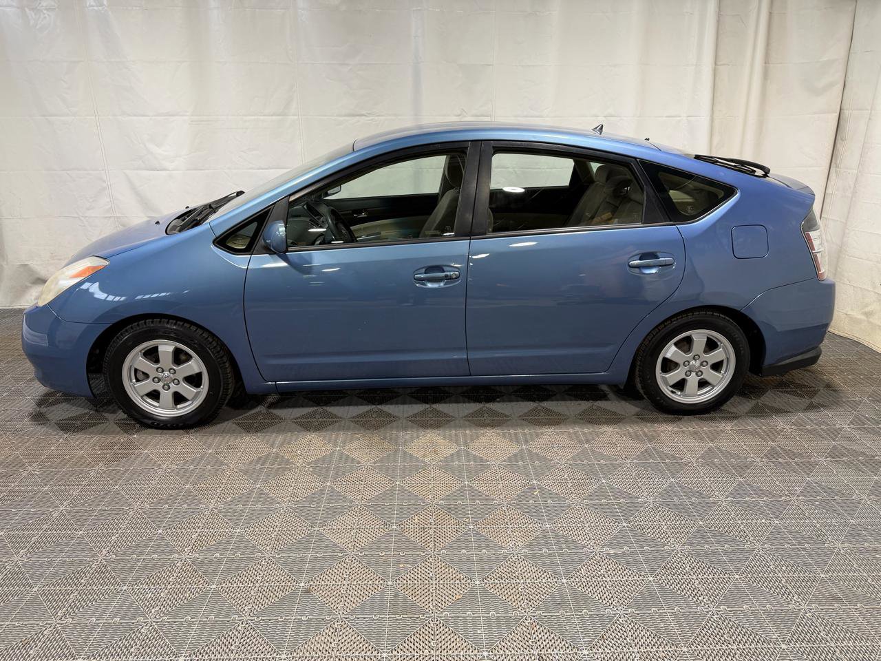 Used 2005 Toyota Prius FWD image 5