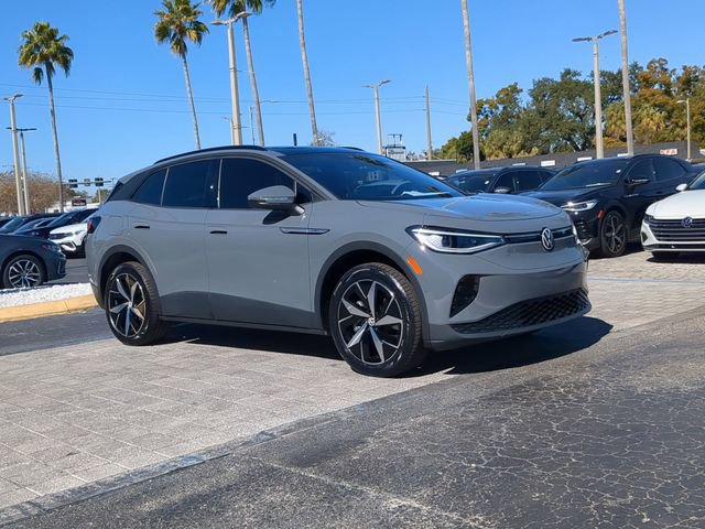 Used 2023 Volkswagen ID.4 Pro S image 2