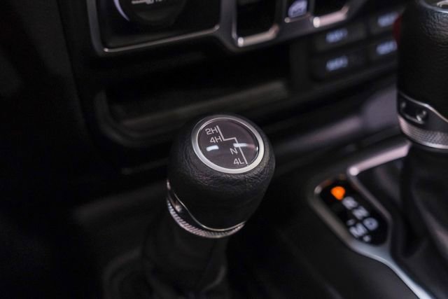 Used 2025 Jeep Gladiator Sport AWD/4WD image 72