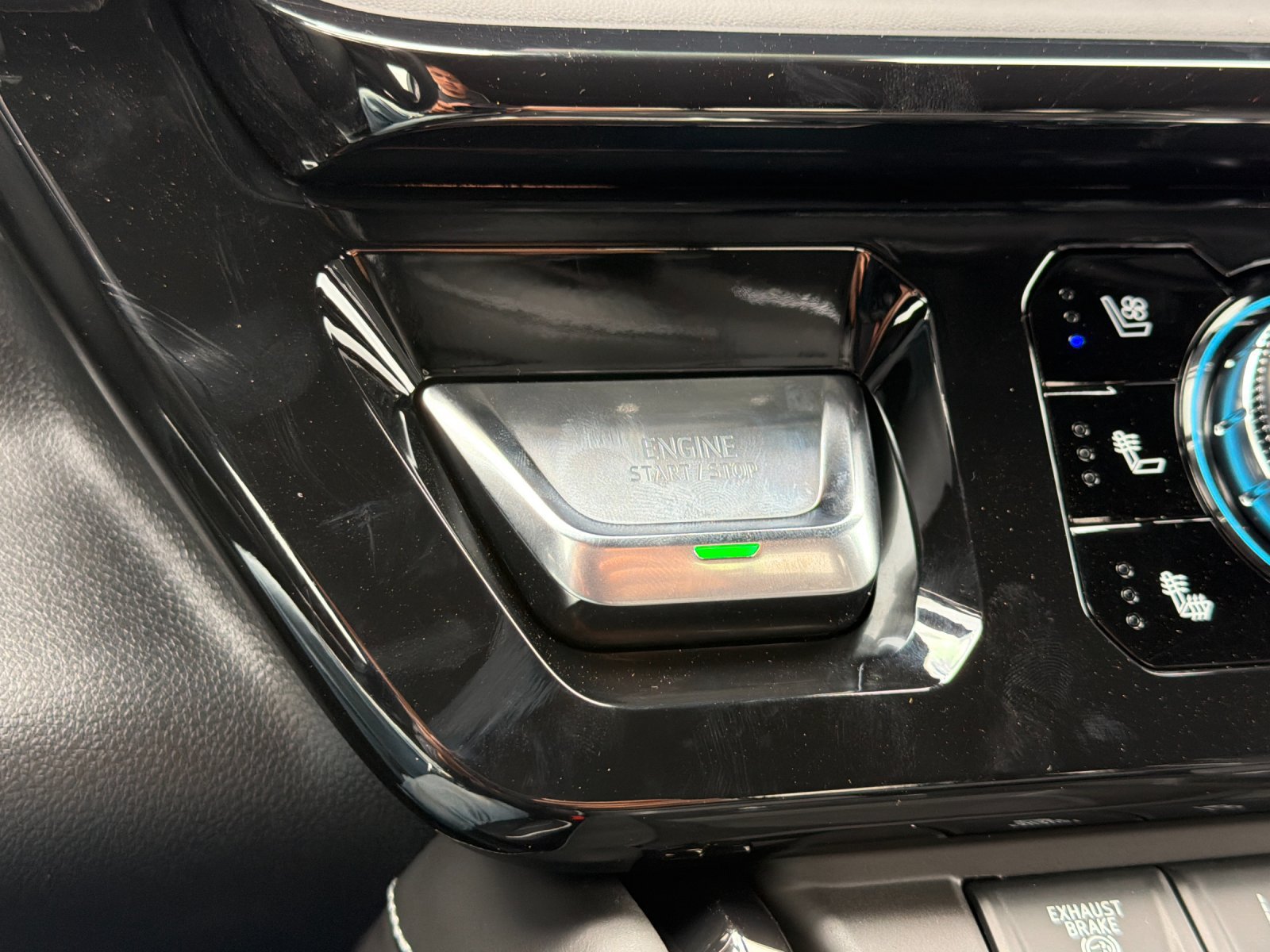 New 2026 GMC Sierra 2500 AT4X AWD/4WD image 21