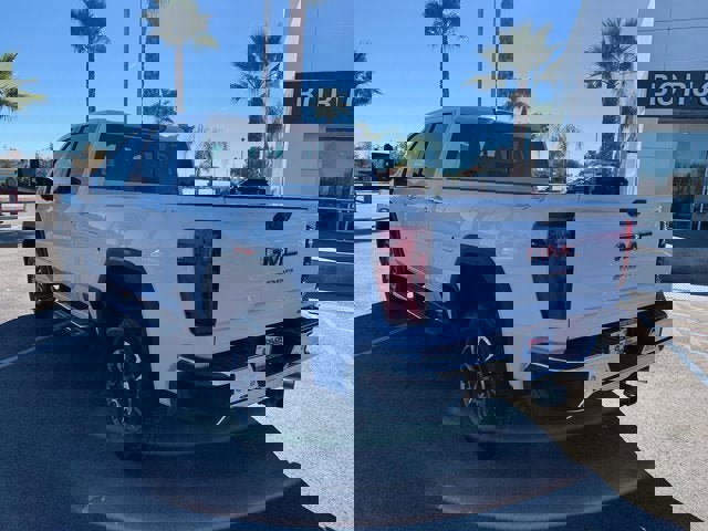 New 2026 GMC Sierra 2500 SLT w/ SLT Premium Package image 8