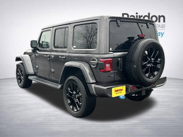 Used 2021 Jeep Wrangler Unlimited Sahara AWD/4WD image 5