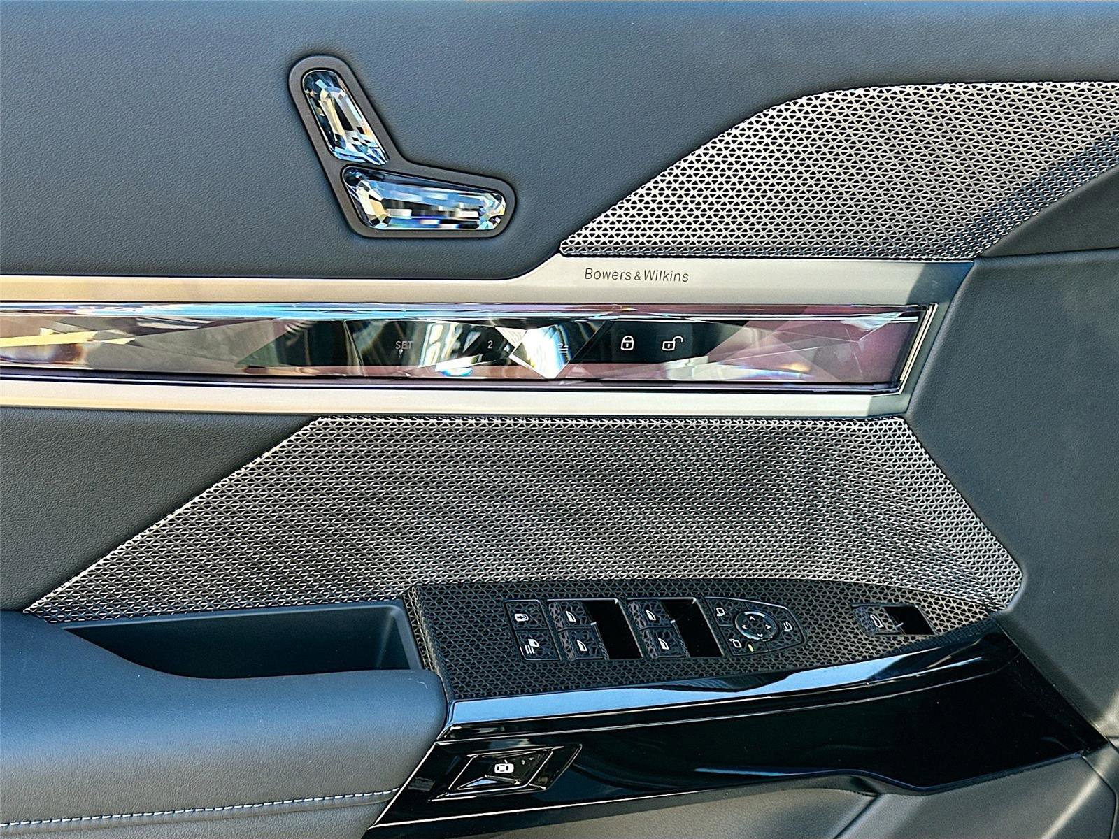 New 2026 BMW 760i xDrive w/ Executive Package image 15