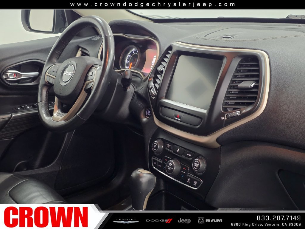Used 2016 Jeep Cherokee Limited FWD image 12