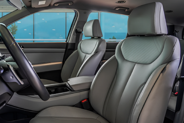 Certified 2025 Hyundai Palisade SEL FWD image 41