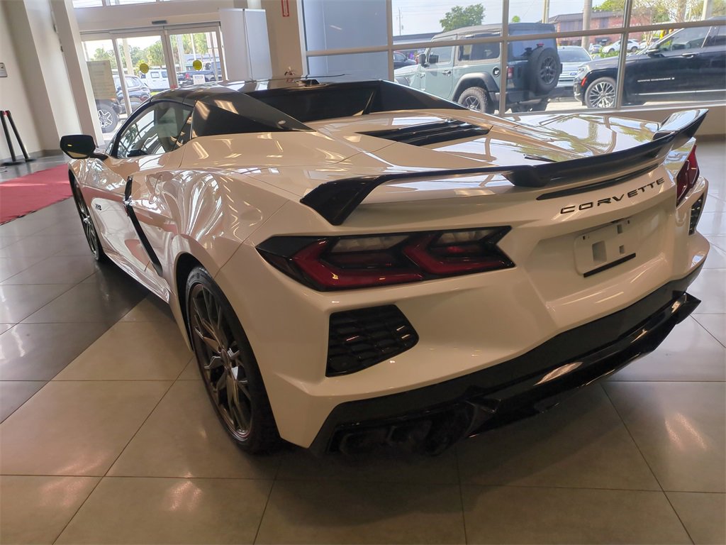 Used 2023 Chevrolet Corvette Stingray w/ Z51 Performance Package image 8