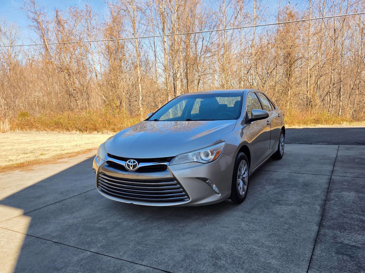 Used 2016 Toyota Camry LE